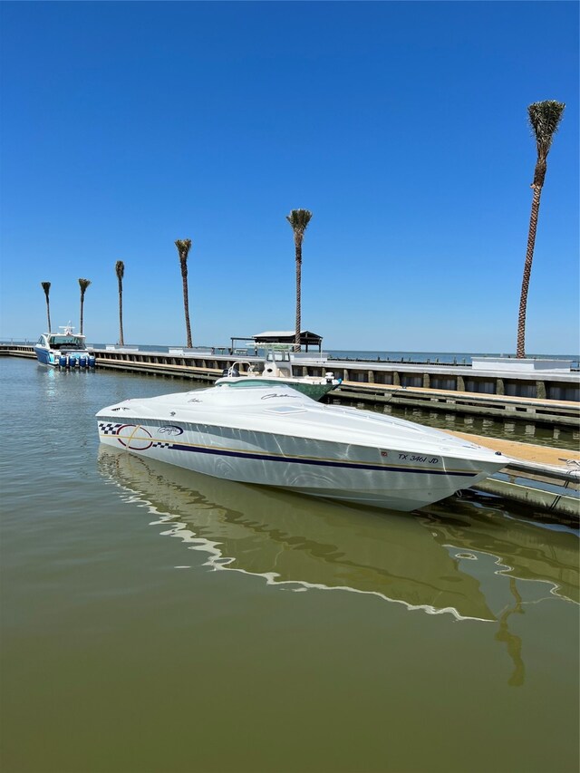 1003B 24th St, San Leon, TX 77539