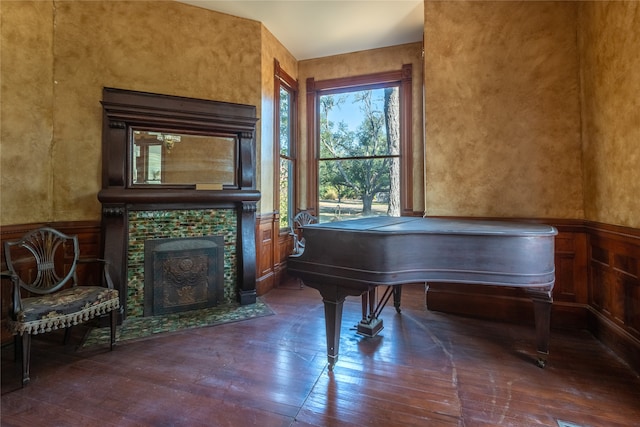 misc room featuring dark hardwood / wood-style floors