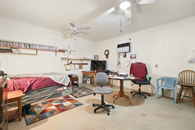 bedroom with ceiling fan