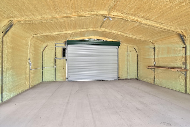 351 Trinity Dr, Trinity, TX 75862 - view of garage