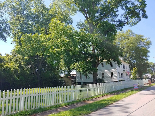 view of home's exterior