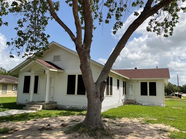 302 W French St, Cuero, TX 77954 - photo 4
