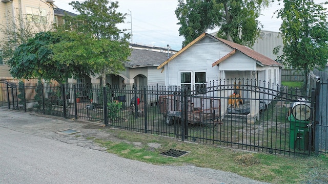 view of front of house