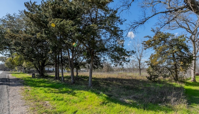 Listing photo 2 for 19267 Hwy 30, Shiro TX 77876