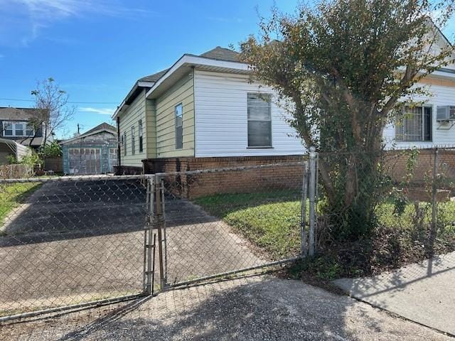 32 N Ennis St, Houston, TX 77003 - photo 2