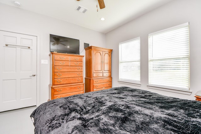 bedroom featuring ceiling fan