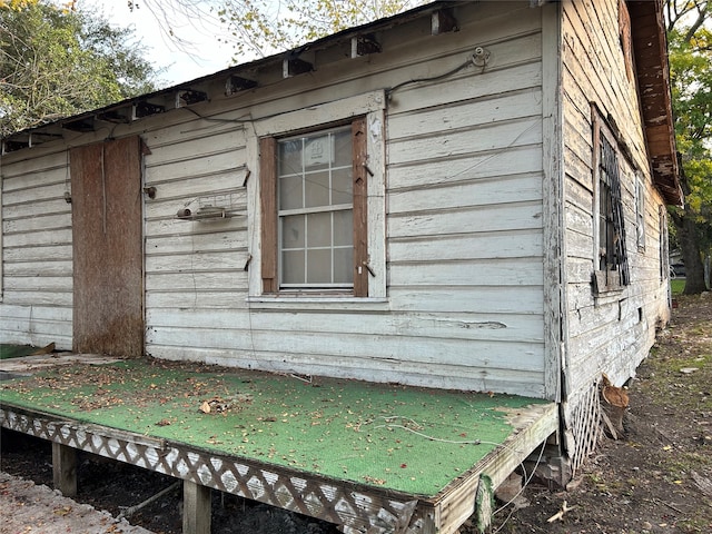 view of home's exterior