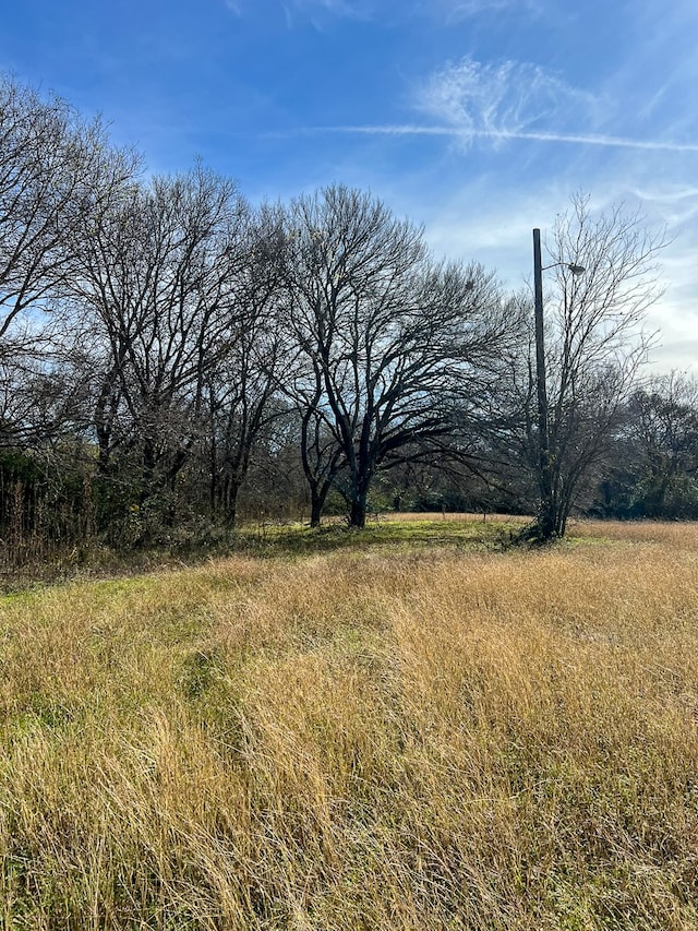 Listing photo 3 for 203 SW 4th St, Hubbard TX 76648