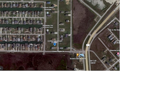 000 Doubloon Dr, Freeport, TX 77541 - photo 2