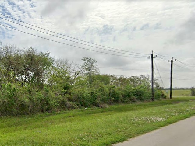 Listing photo 2 for 0 Fm 523rd Rd, Angleton TX 77515