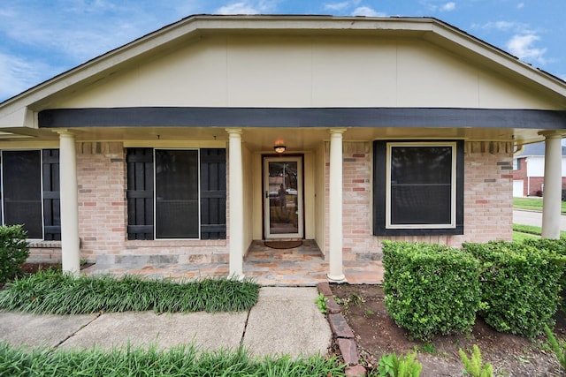 view of front of house with a porch