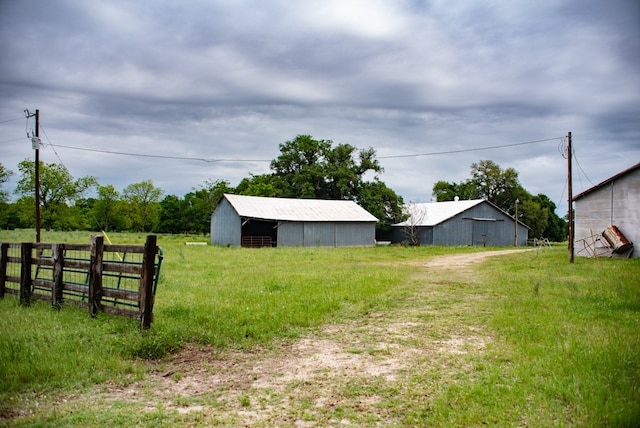 Listing photo 3 for 1788 County Road 444, Snook TX 77878