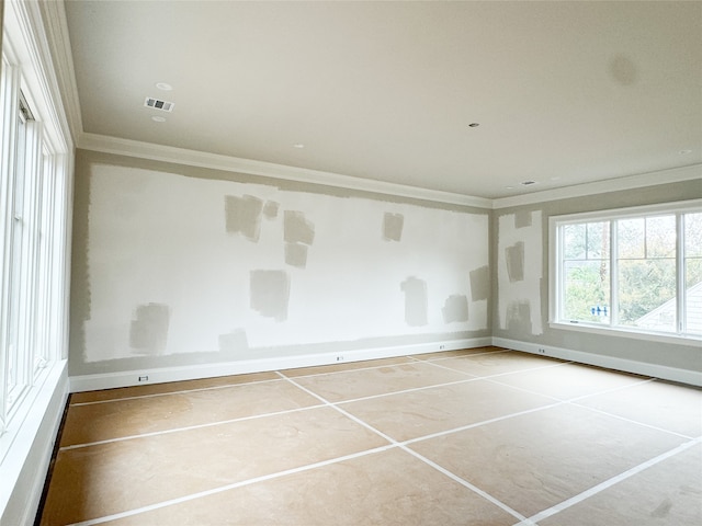 empty room with ornamental molding