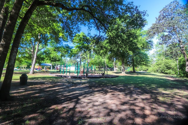 Listing photo 3 for LOT1 Galaxy Blvd, New Caney TX 77357