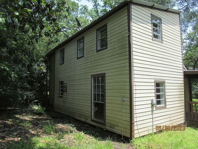 view of home's exterior