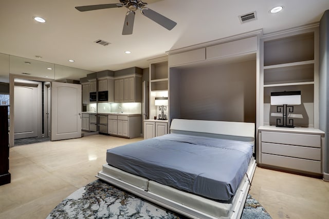 bedroom with ceiling fan