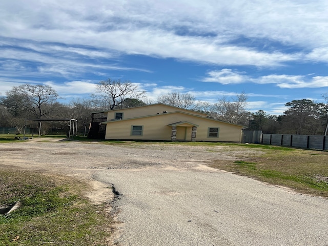 Listing photo 2 for 17363 Fm 1485th Rd, New Caney TX 77357