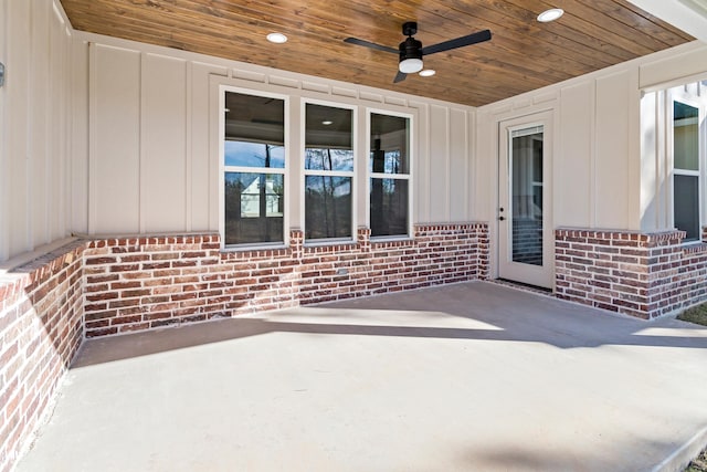 view of patio / terrace featuring ceiling fan