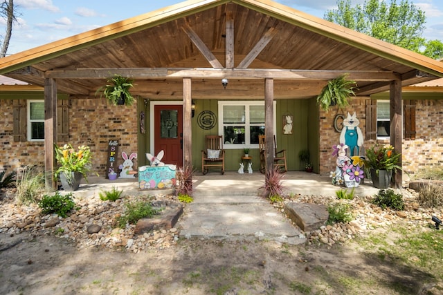 view of front of house featuring covered porch