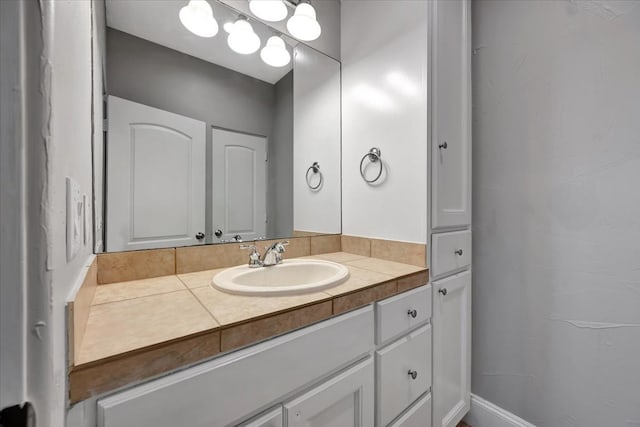 bathroom with vanity