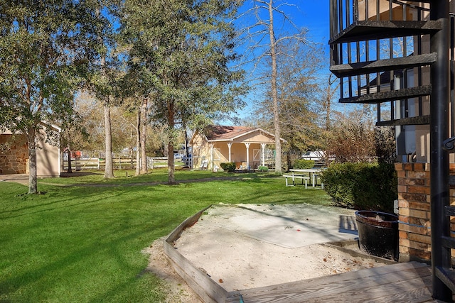 view of yard with a patio