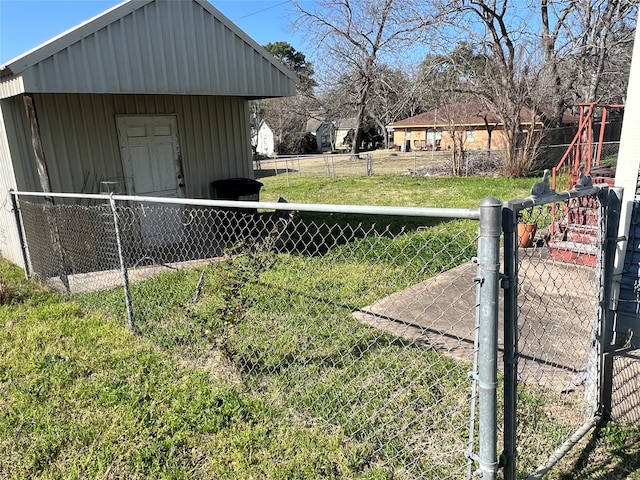 view of yard with a storage shed