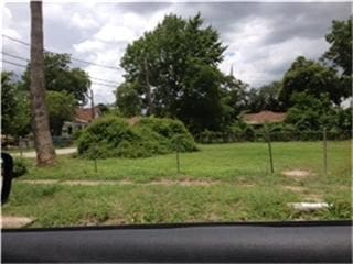 Listing photo 2 for 00 Rosalie, Houston TX 77004