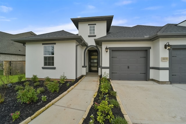 view of front of house featuring a garage