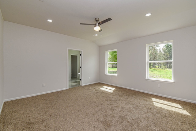 empty room featuring carpet and ceiling fan