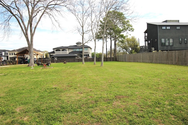 Listing photo 2 for 413 Lakeside Dr, League City TX 77565