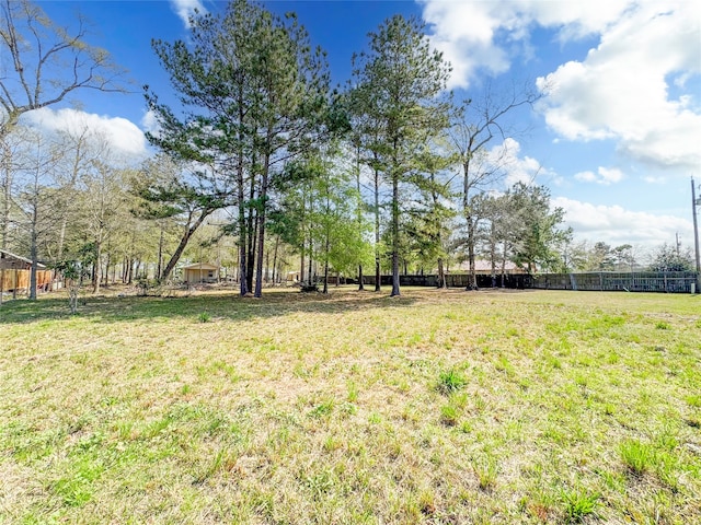 Listing photo 2 for 116 County Road 3416, Cleveland TX 77327