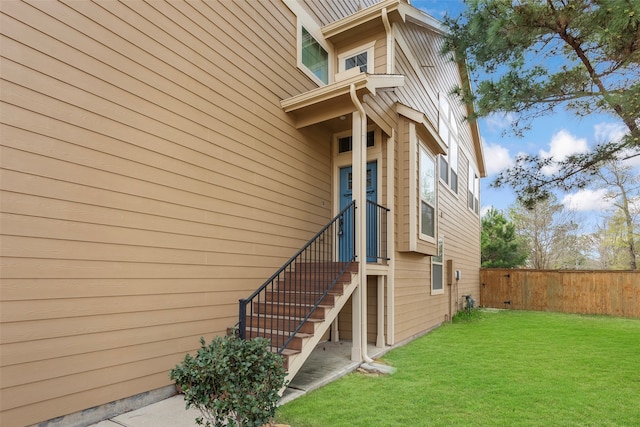 exterior space featuring a lawn