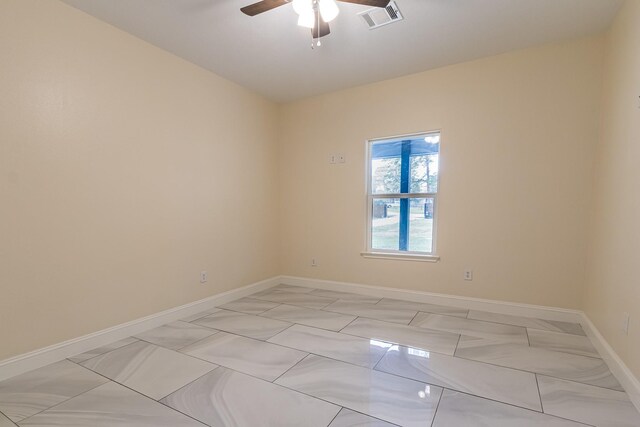 empty room with ceiling fan