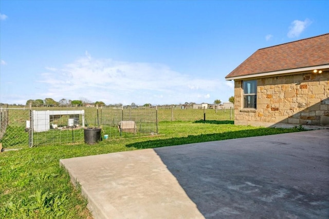 view of yard with a patio area