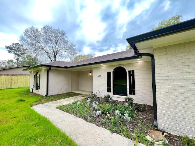 exterior space featuring a yard