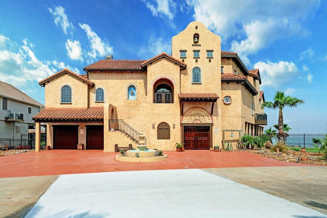 view of front of house featuring a garage