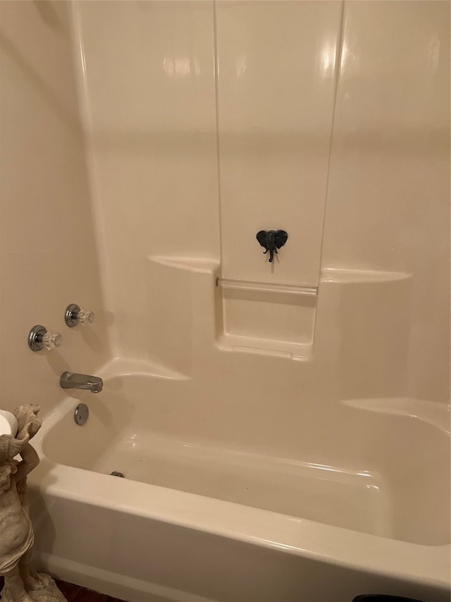 bathroom featuring shower / bathtub combination