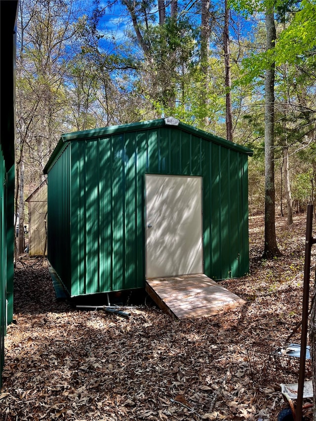 view of shed / structure