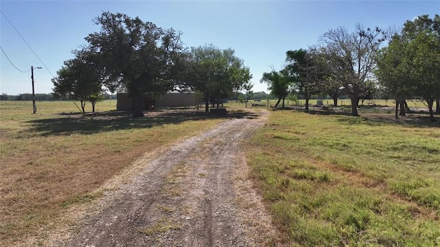 Listing photo 3 for 1958 County Road 106, Paige TX 78659