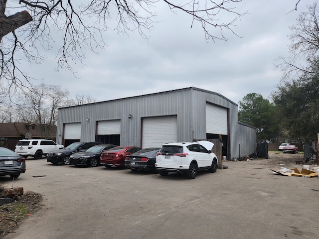 view of outdoor structure with a garage