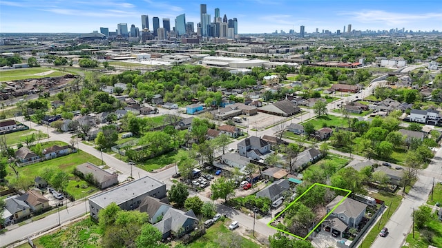 Listing photo 2 for 1917 Davis St, Houston TX 77026