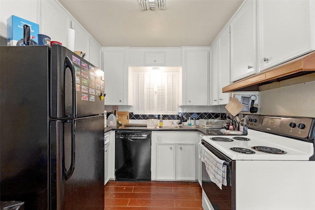 kitchen featuring visible vents, white cabinets, backsplash, wood tiled floor, and black appliances