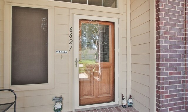 view of entrance to property