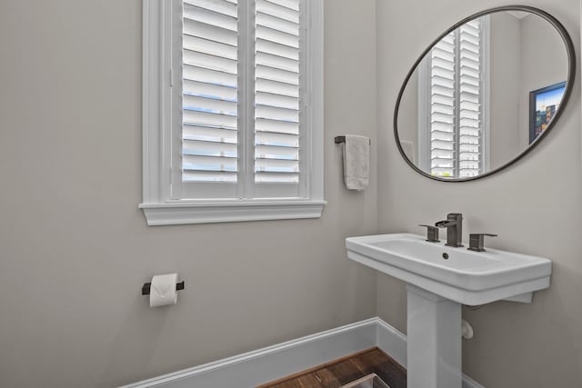 bathroom with sink