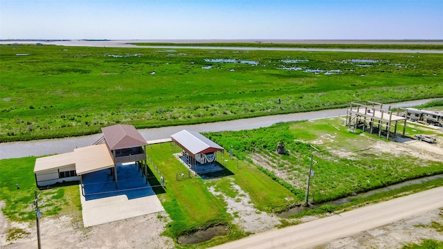 Listing photo 3 for 1321 Van Sant, Gilchrist TX 77617