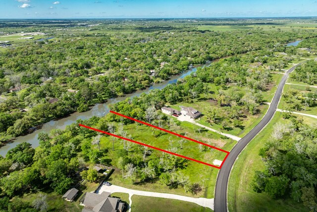 Listing photo 3 for 32710 Bayou Bnd, Richwood TX 77515