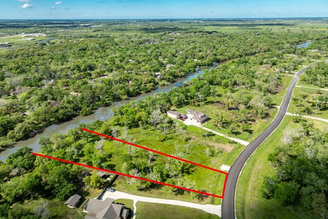 Listing photo 3 for 32718 Bayou Bnd, Richwood TX 77531