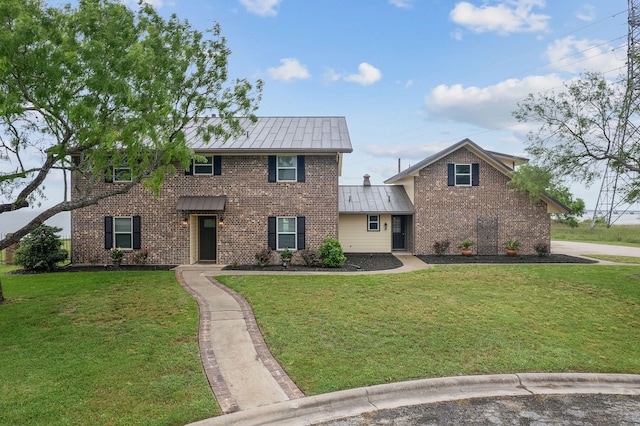 view of front of house featuring a front yard