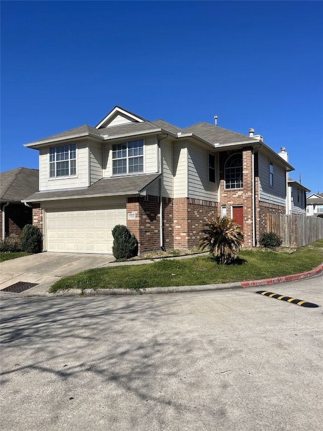 view of front facade featuring a garage