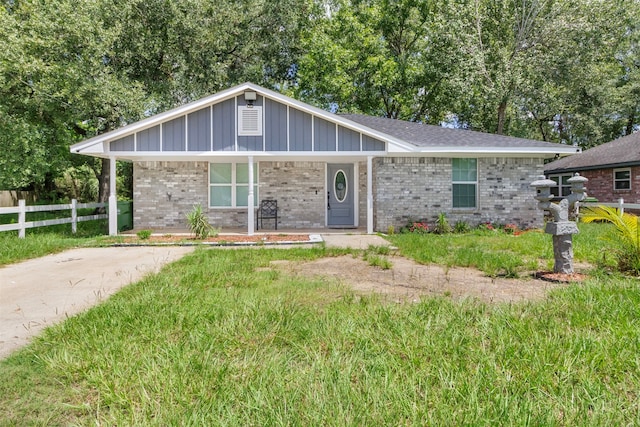 view of front of property with covered porch